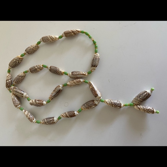 COPY - Olive Sea Shell Necklace with Green and Gold Beads - Picture 14 of 15